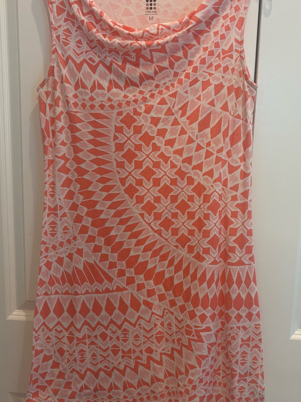 Title Nine Breeze Coral & White Geometric Print Dress – Size Medium